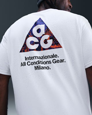 Inter Milan Men's Nike ACG Soccer T-Shirt. Nike.com